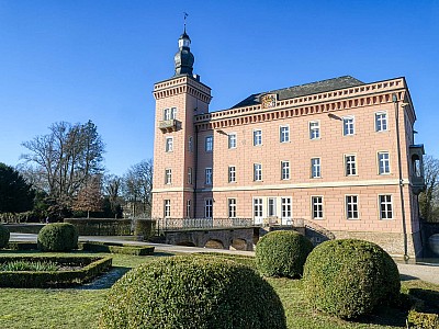 Symbolbild: Erftstadt - Dawel Rechtsanwälte | Ihre Rechtsanwälte für Wirtschaftsrecht, Familienrecht, Vertragsrecht, Arbeitsrecht, Sozialrecht und mehr.